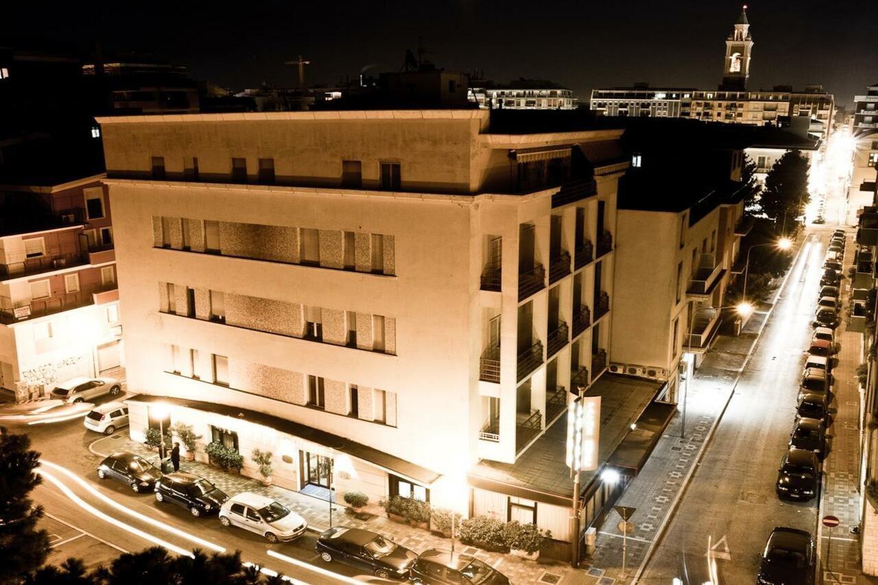 Phi Hotel Ambra Pescara Exteriér fotografie