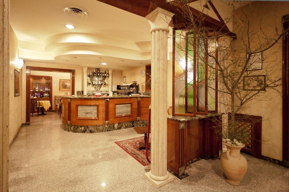 Phi Hotel Ambra Pescara Exteriér fotografie