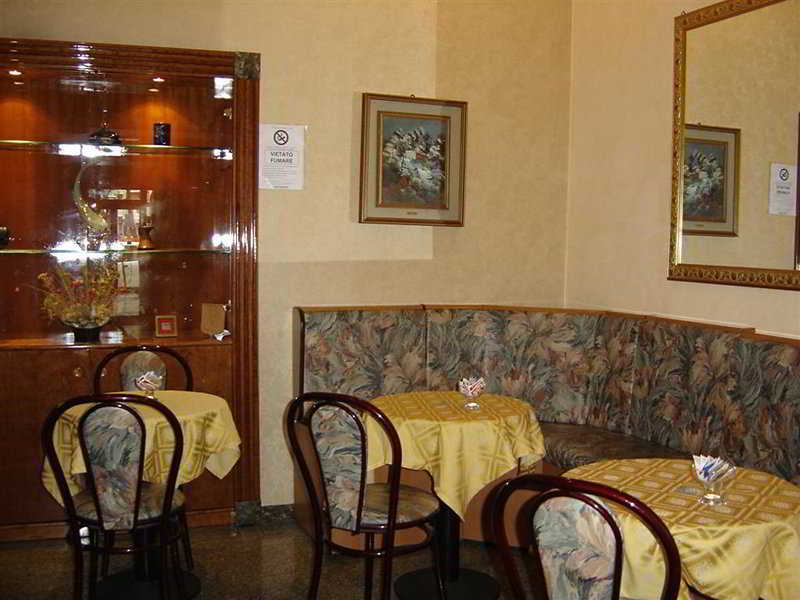 Phi Hotel Ambra Pescara Restaurace fotografie